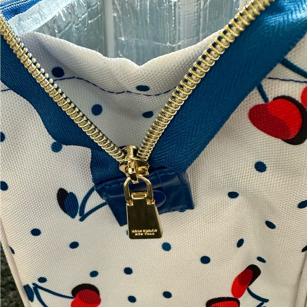*NWOT* KATE SPADE New York Cherry Lunch Tote Bag, Clear Lining & Pockets 🍒 - Picture 6 of 7